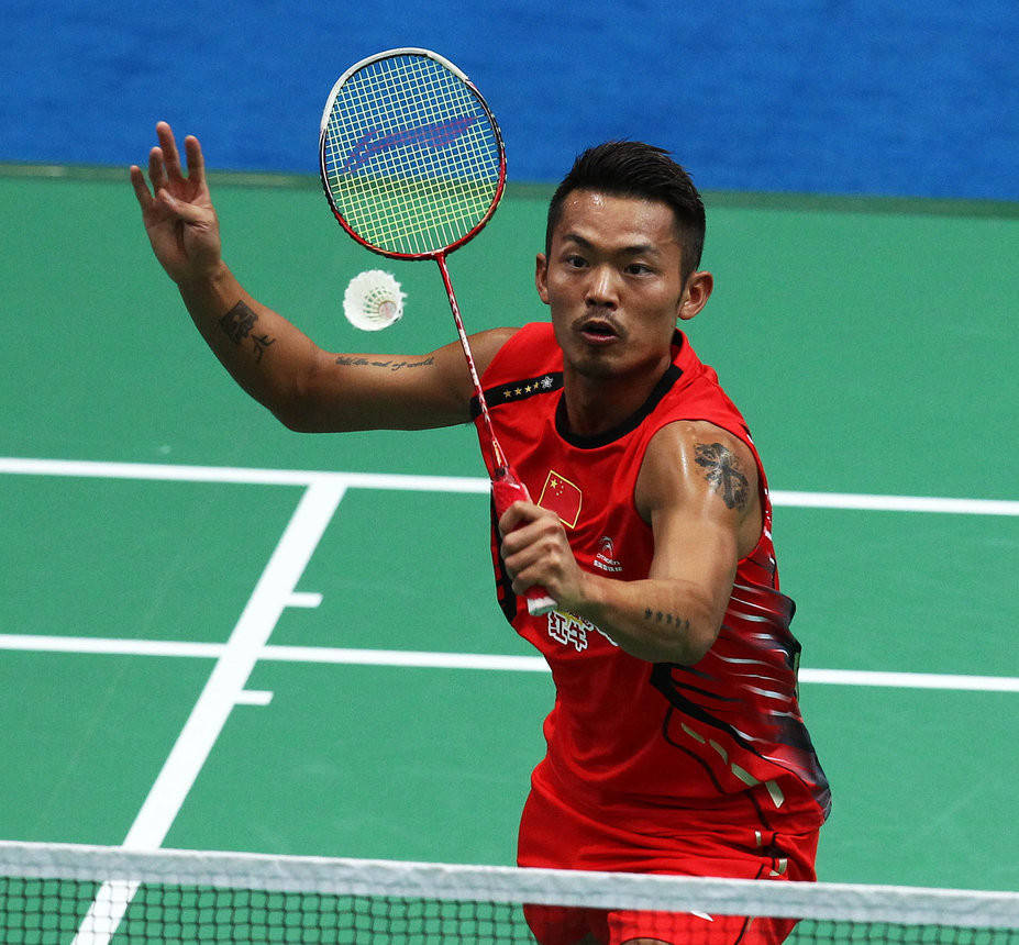 目在这里展 目在这里展