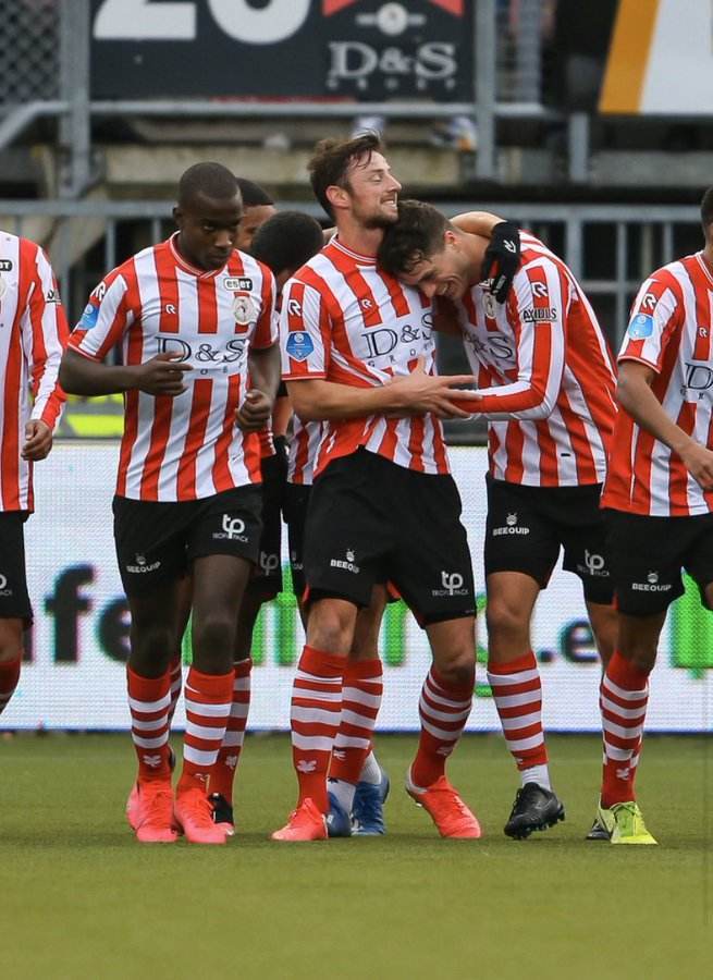 扛起责任 扛起责任