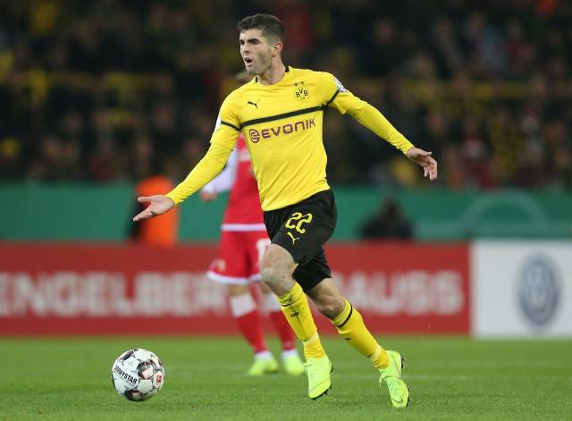 更让解说员 更让解说员