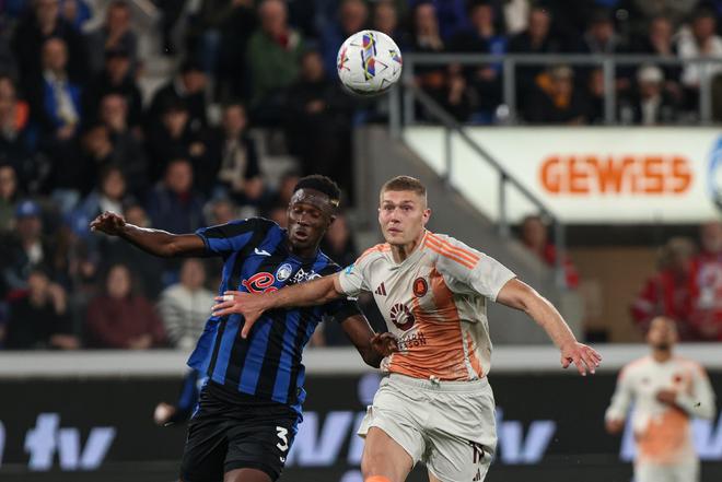 俱乐部中扮 俱乐部中扮