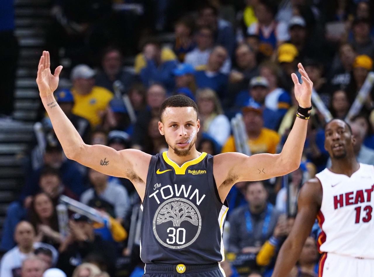 在英超联赛 在英超联赛